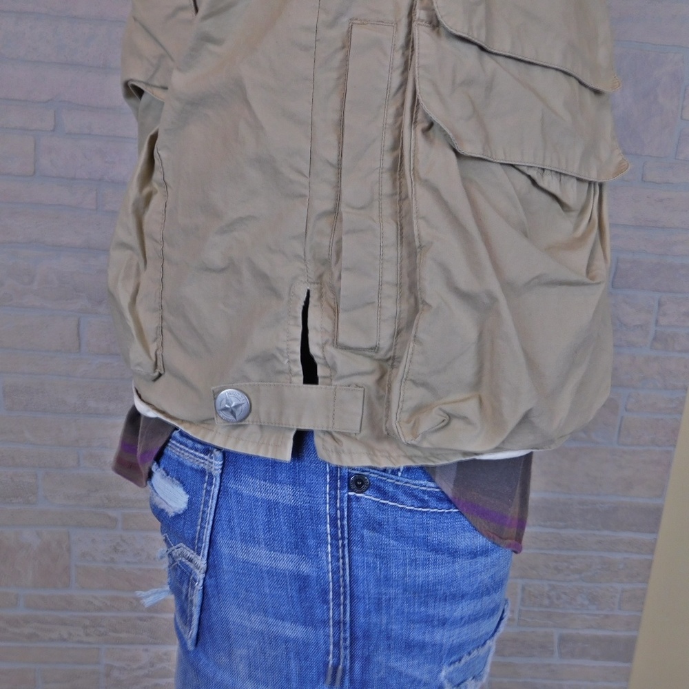 Nautica Fishing Hunting Outdoors Vest - Picture 6 of 6